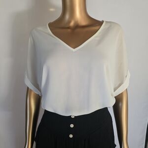 Lush White V-Neck Roll-Sleeve Blouse